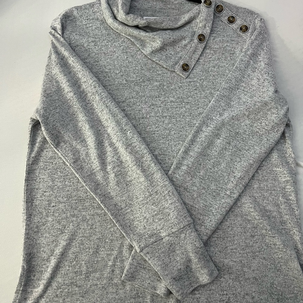 Gray Button-Detail Women's Sweater